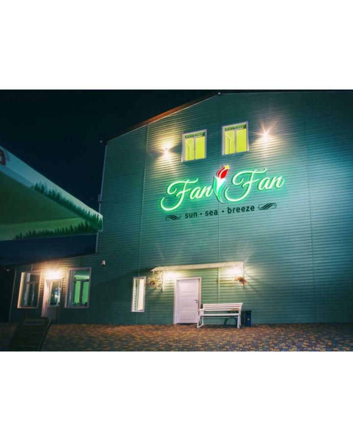 Fanfan Hotel Odessa Esterno foto