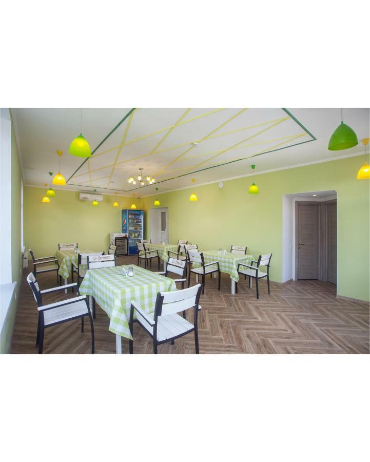 Fanfan Hotel Odessa Esterno foto