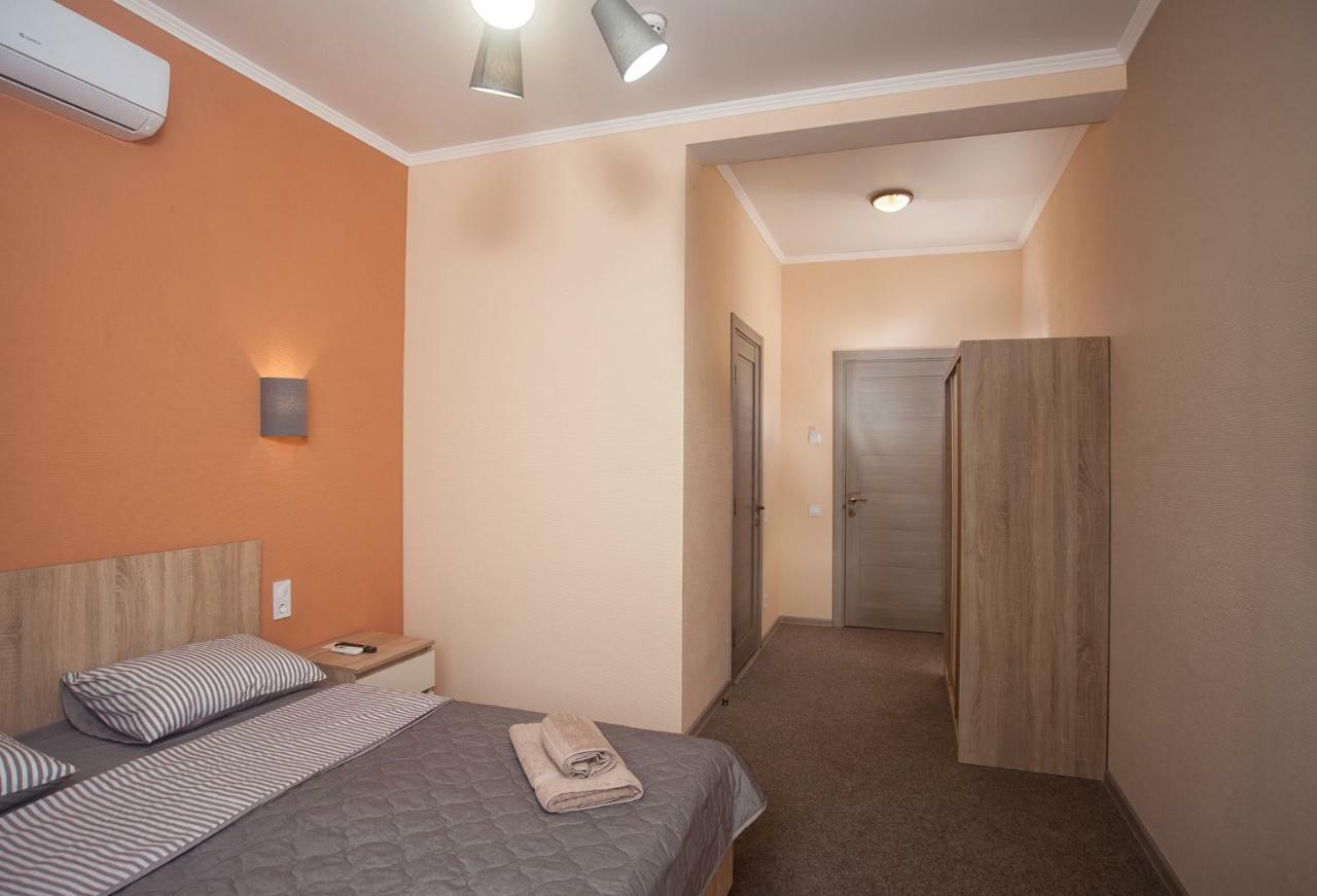 Fanfan Hotel Odessa Esterno foto