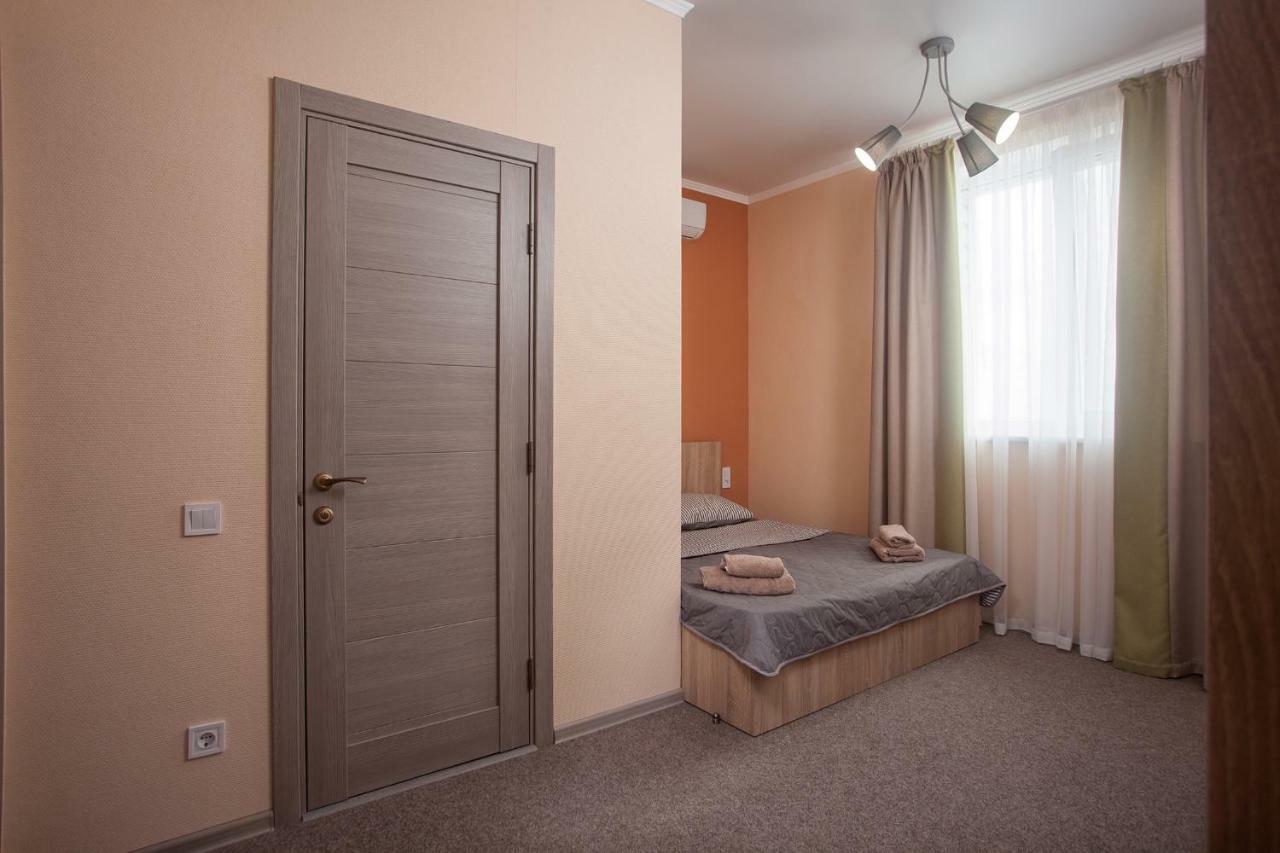 Fanfan Hotel Odessa Esterno foto